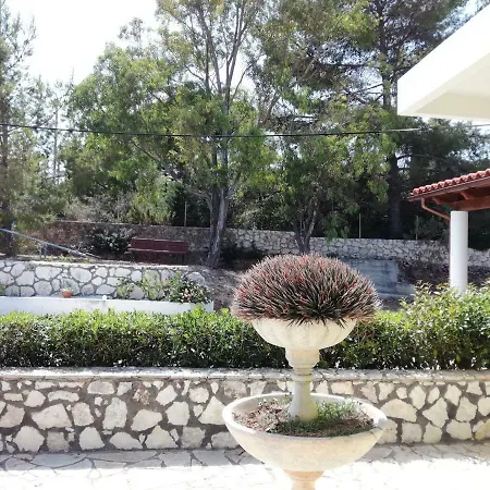 Thanasis