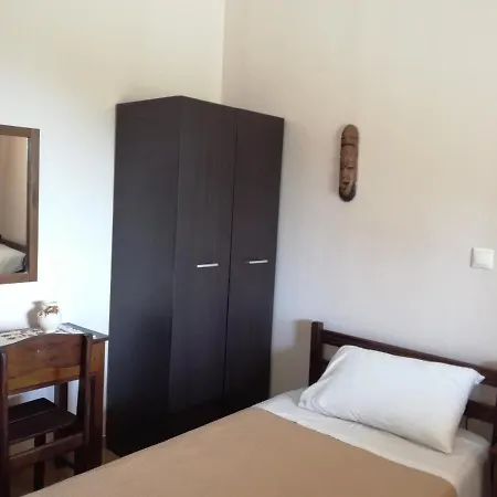Thanasis Apartment Valsamata
